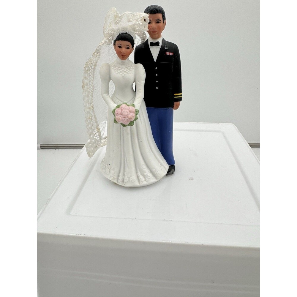 Lefton‎ Bride Groom Military Uniform Cake Topper Porcelain Vintage 1995